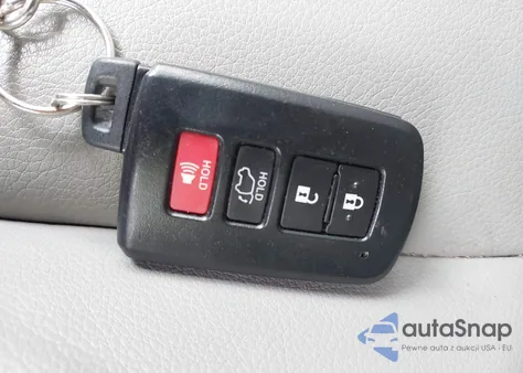 2018 Toyota Rav4 Limited from USA, damaged, VIN JTMDFREV3JJ749301